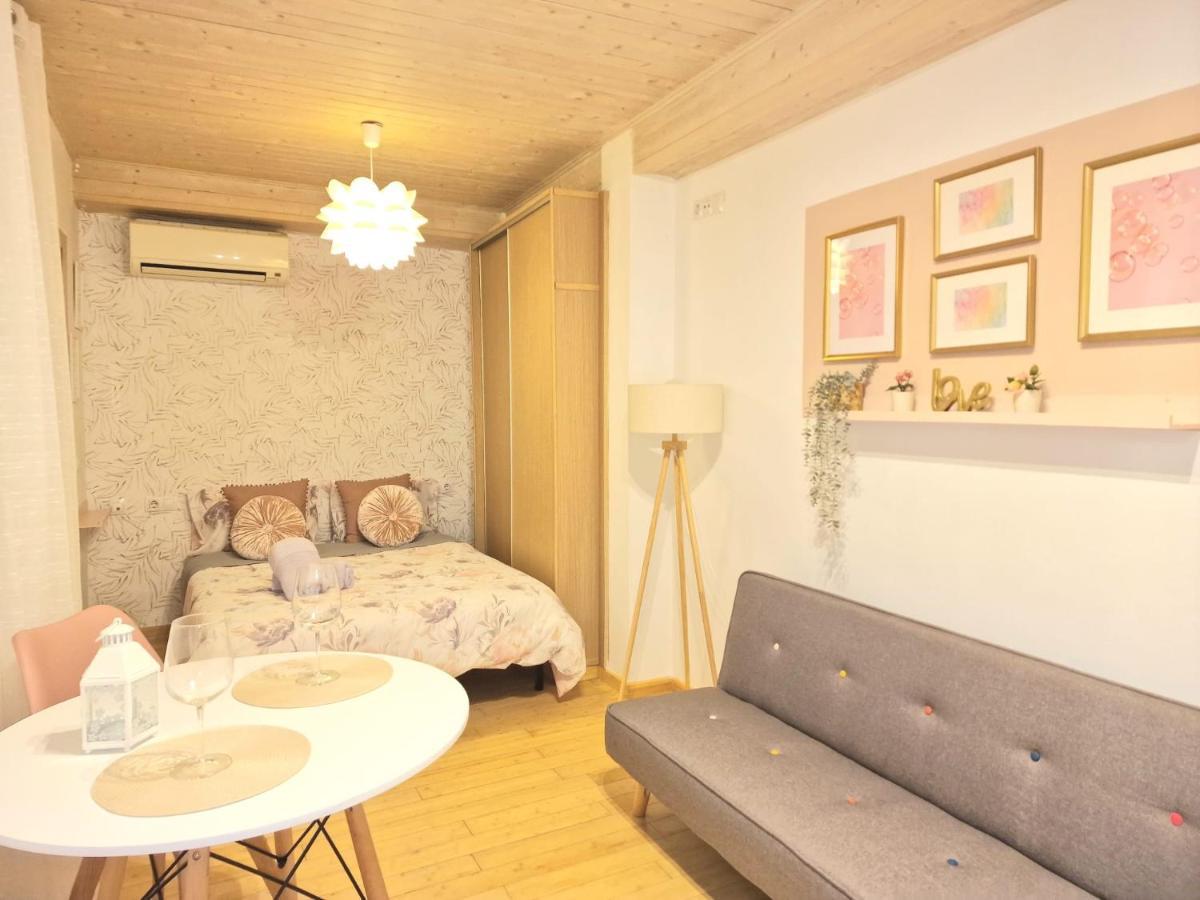 Cervantes Apartment Málaga Esterno foto